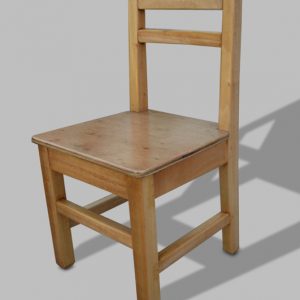 Medelaine Chair