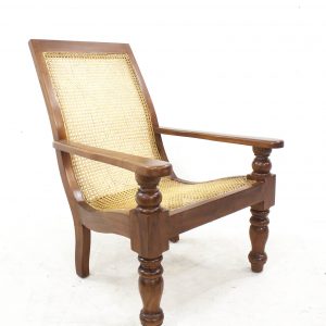Soa Lounge Chair