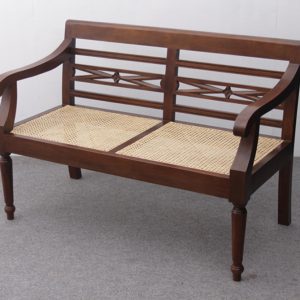 Sundara Bench